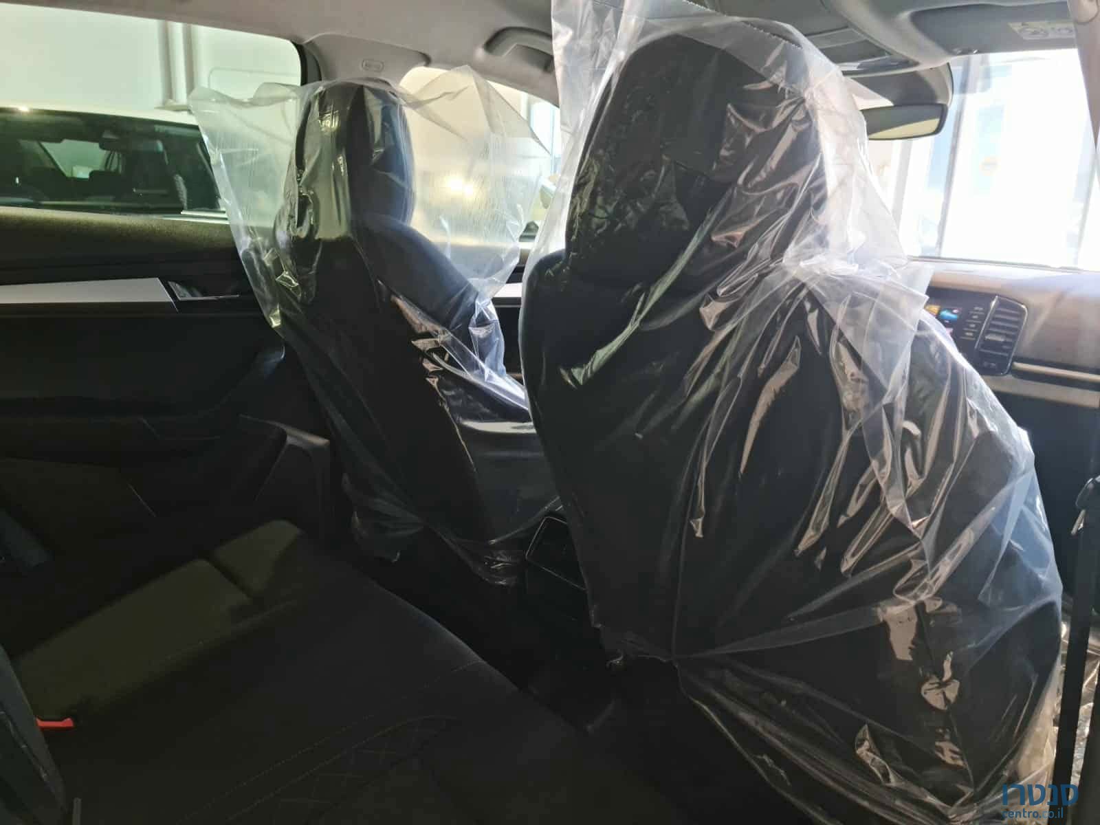 2022' Skoda Karoq photo #7