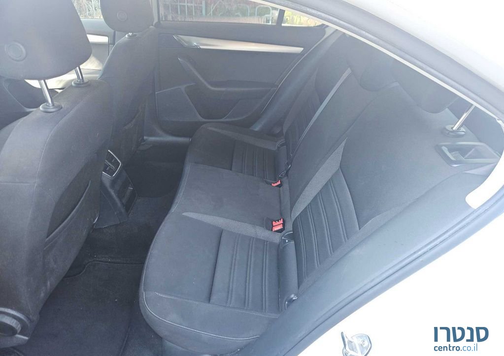2018' Skoda Octavia סקודה אוקטביה photo #5