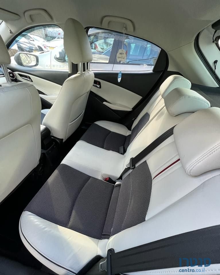2019' Mazda 2 מאזדה photo #5