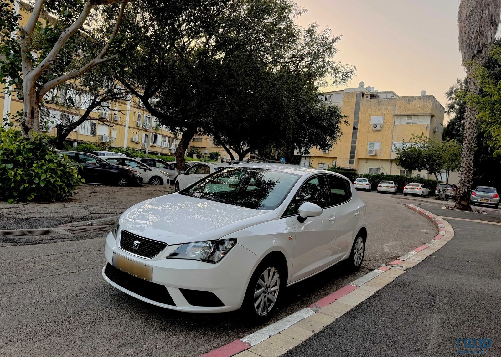 2016' SEAT Ibiza סיאט איביזה photo #6