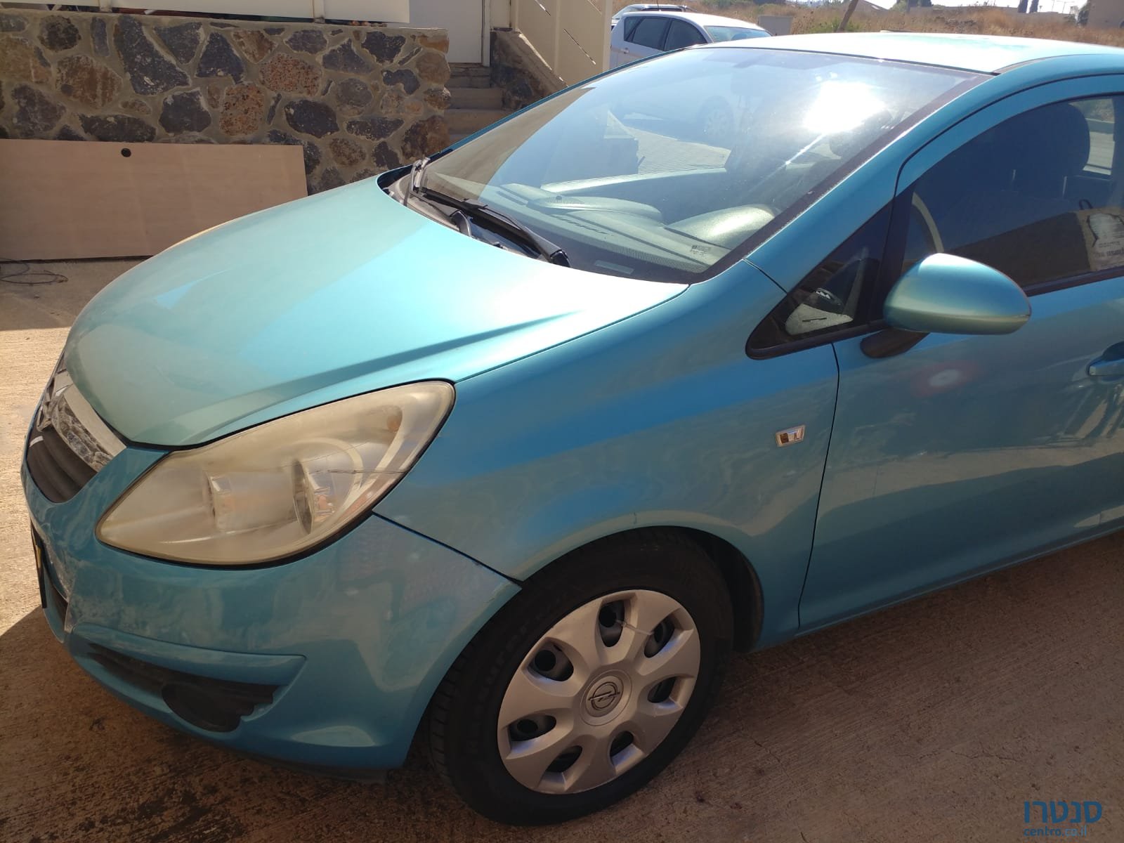 2010' Opel Corsa photo #2