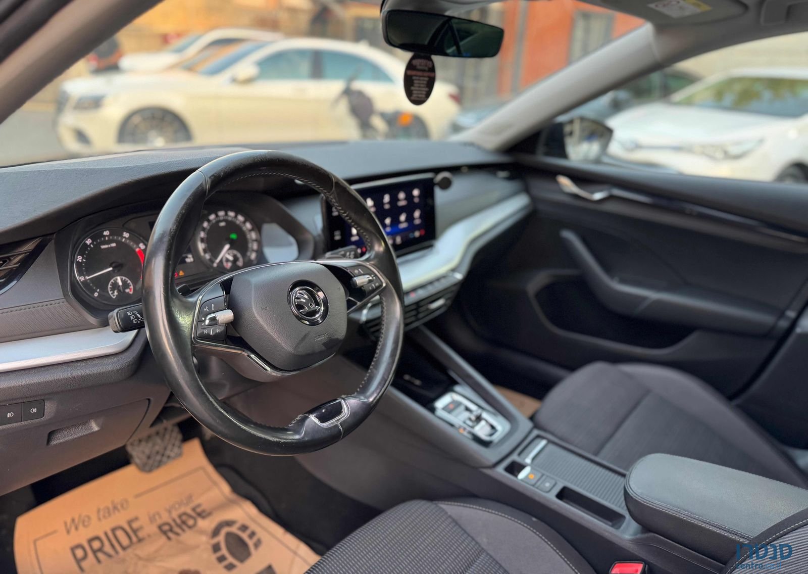 2022' Skoda Octavia סקודה אוקטביה photo #3