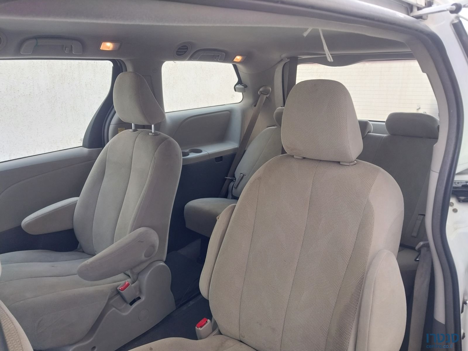 2015' Toyota Sienna טויוטה סיינה photo #3