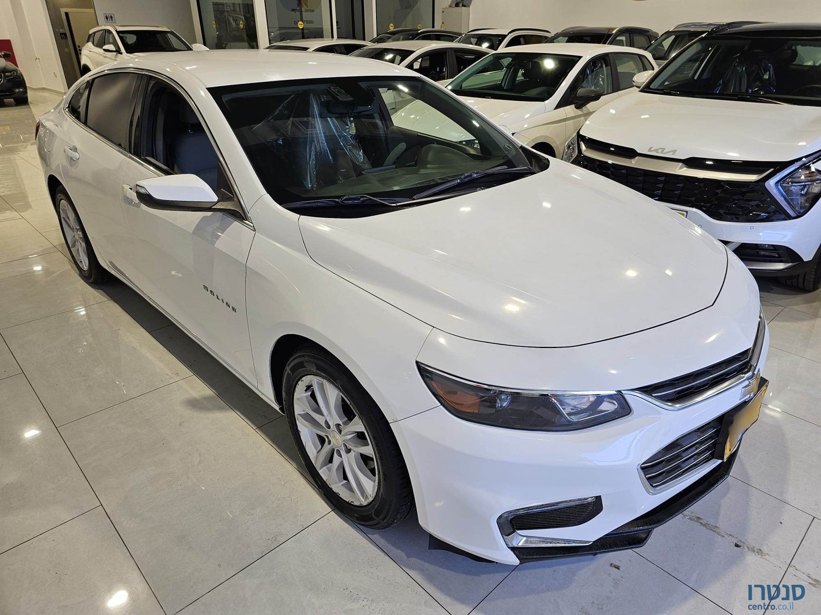 2016' Chevrolet Malibu photo #2