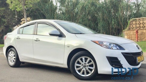 2011' Mazda 3 photo #1