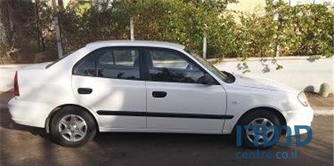 2005' Hyundai Accent photo #3