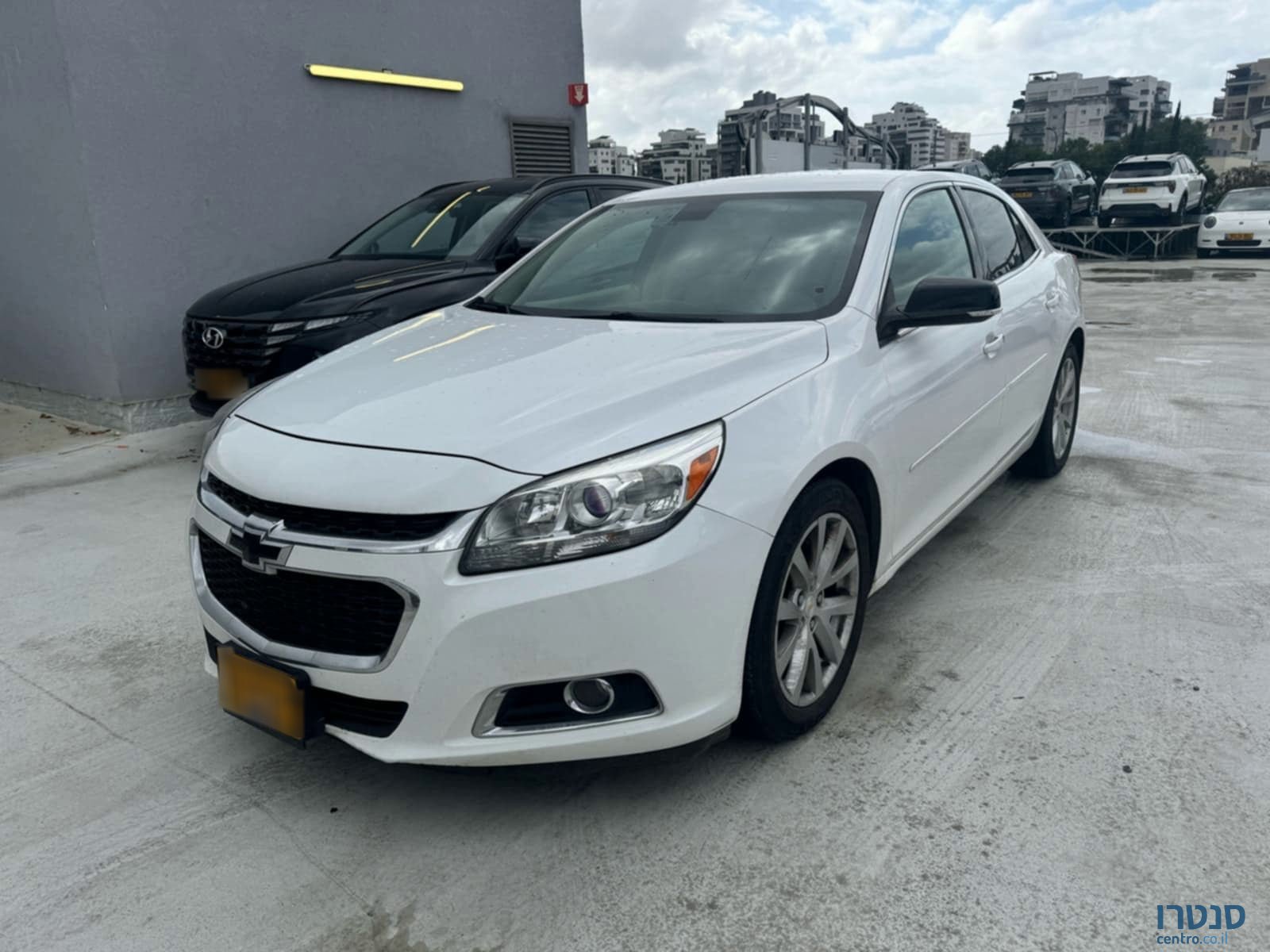 2015' Chevrolet Malibu photo #1