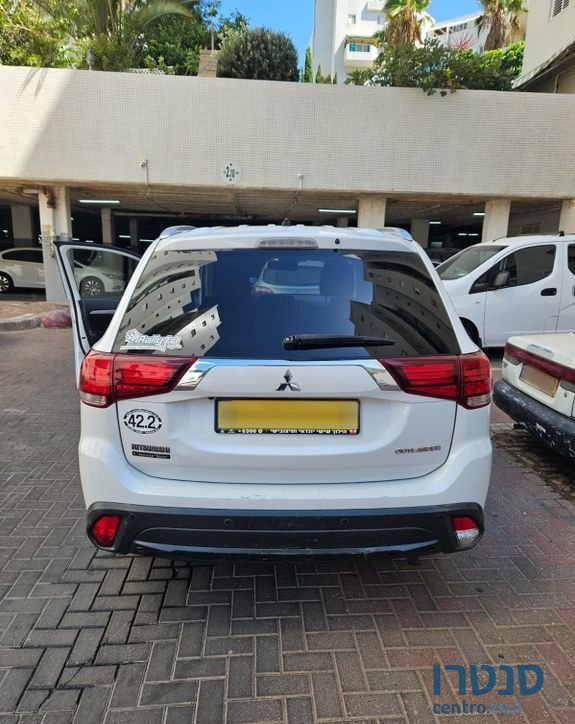 2016' Mitsubishi Outlander מיצובישי אאוטלנדר photo #2