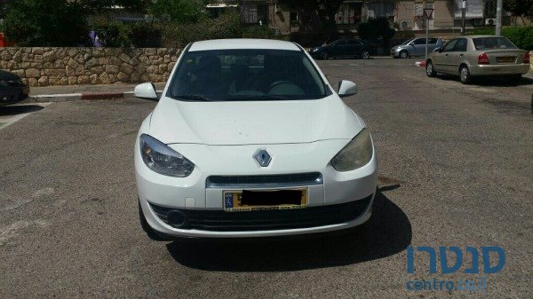 2010' Renault Fluence photo #1