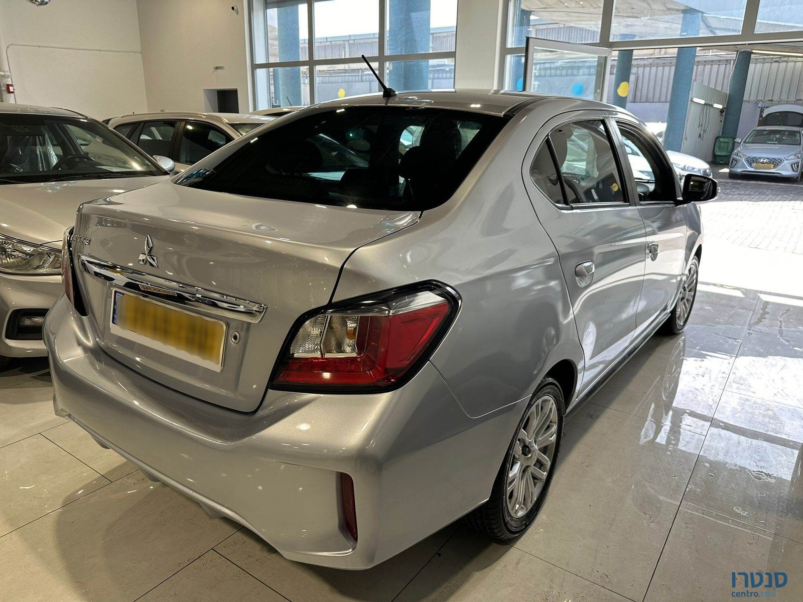 2020' Mitsubishi Attrage photo #3