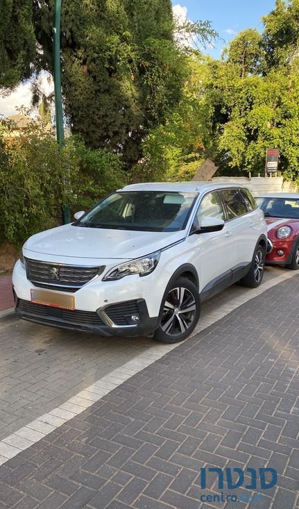 2019' Peugeot 5008 פיג'ו photo #1