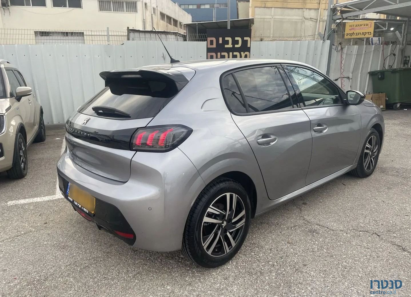 2022' Peugeot 208 פיג'ו photo #4