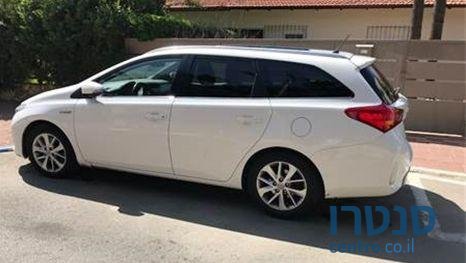 2015' Toyota Auris טויוטה אוריס photo #1