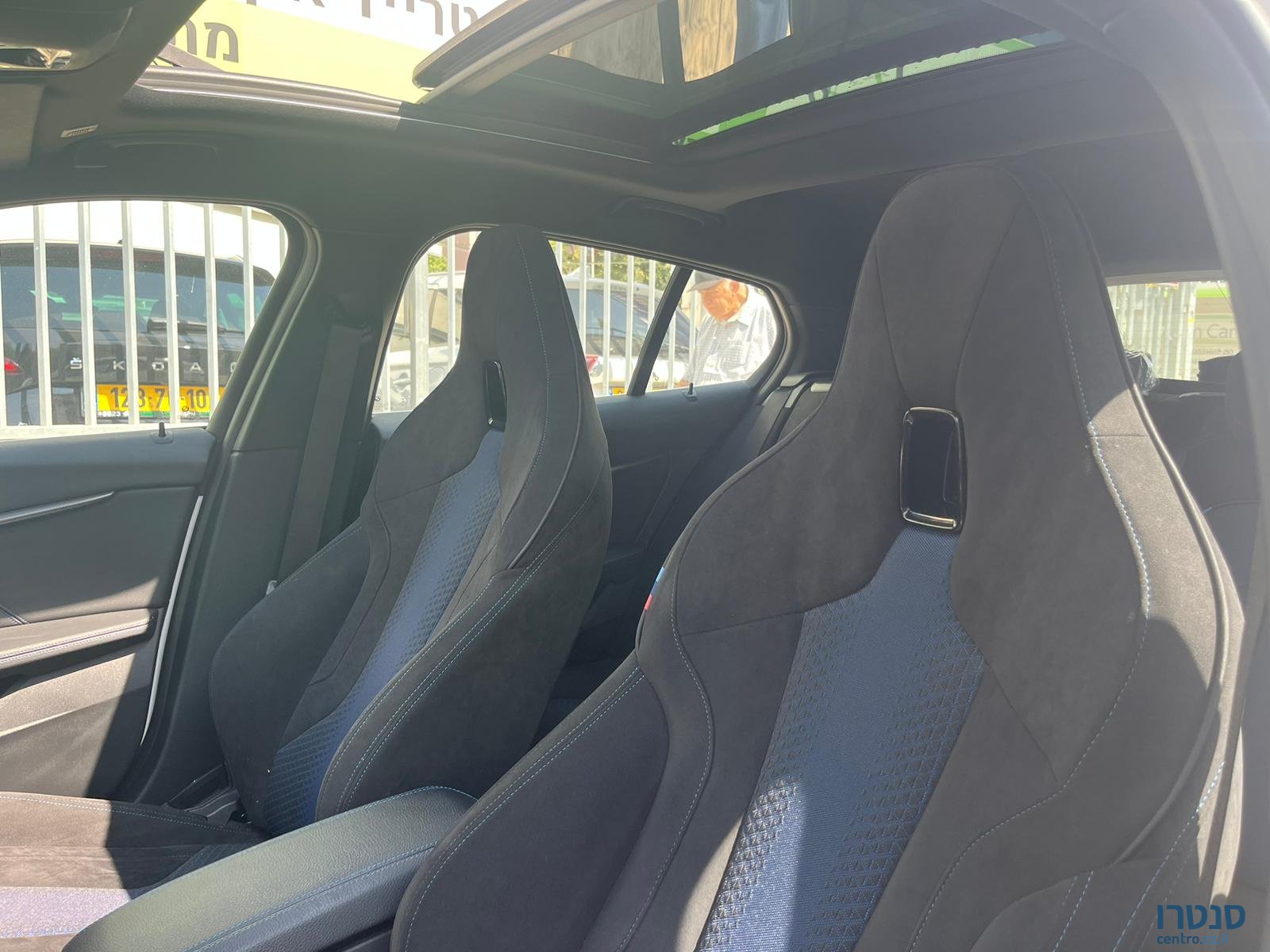 2021' BMW 118 photo #5