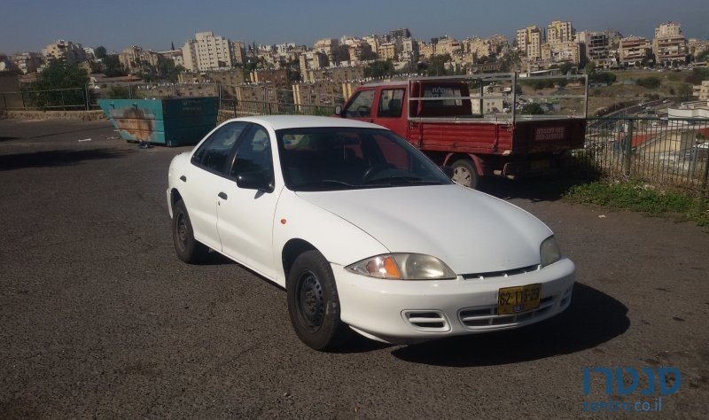 2000' Chevrolet Cavalier photo #1