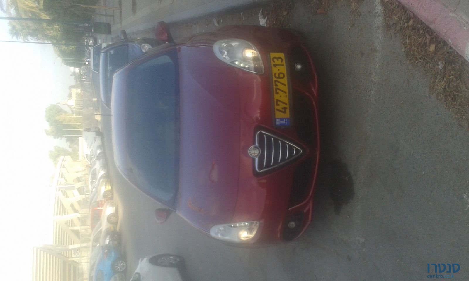 2012' Alfa Romeo Giulietta photo #4