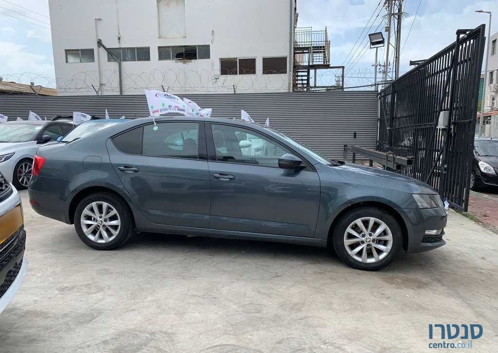 2019' Skoda Octavia סקודה אוקטביה photo #1