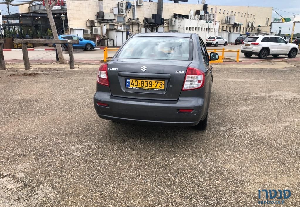 2010' Suzuki SX4 סוזוקי photo #3