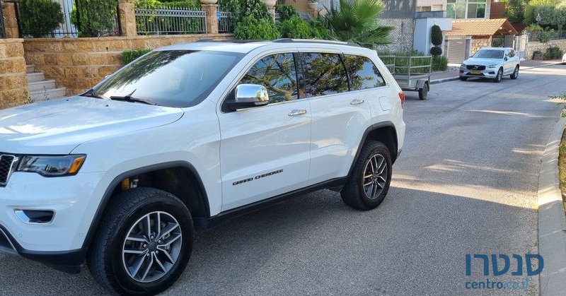 2019' Jeep Grand Cherokee ג'יפ גרנד צ'ירוקי photo #3