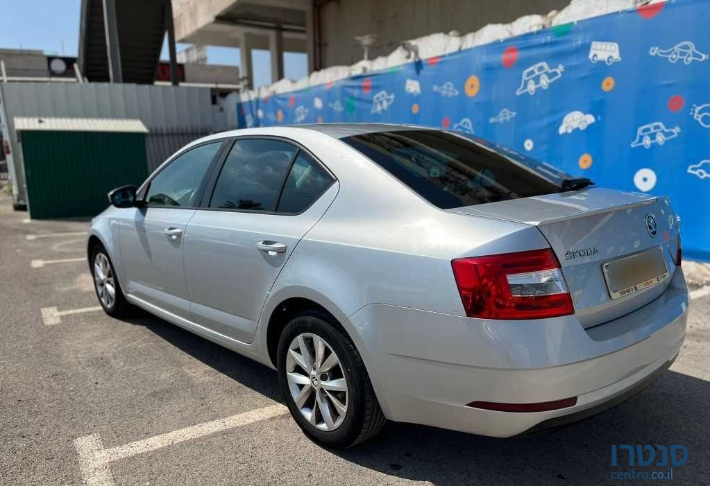 2019' Skoda Octavia סקודה אוקטביה photo #5
