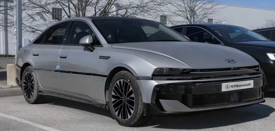 The Next Hyundai Sonata Could Bring an ’80s Look Back