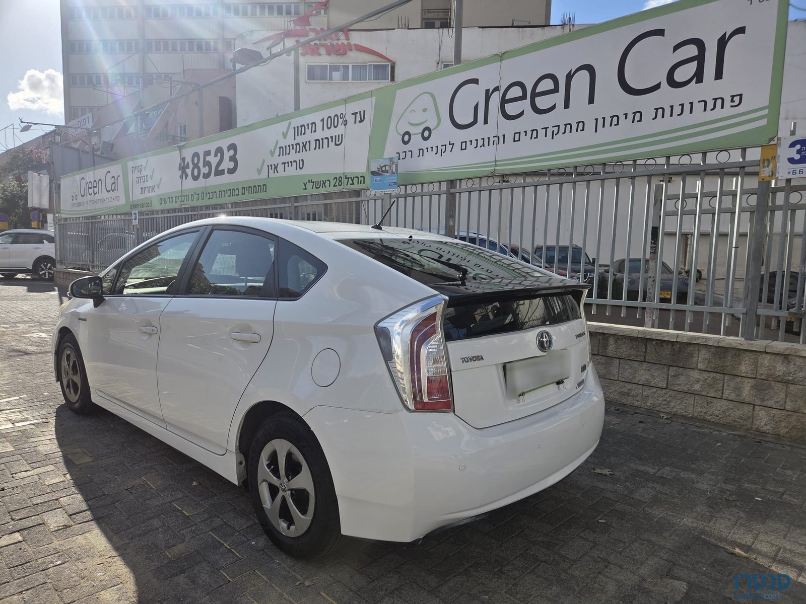 2016' Toyota Prius photo #5