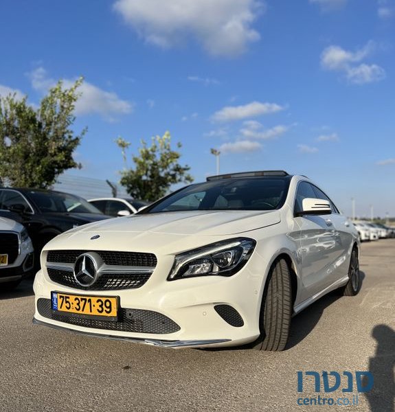 2017' Mercedes-Benz Cla מרצדס photo #2