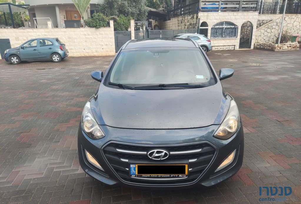 2016' Hyundai i30 יונדאי photo #1