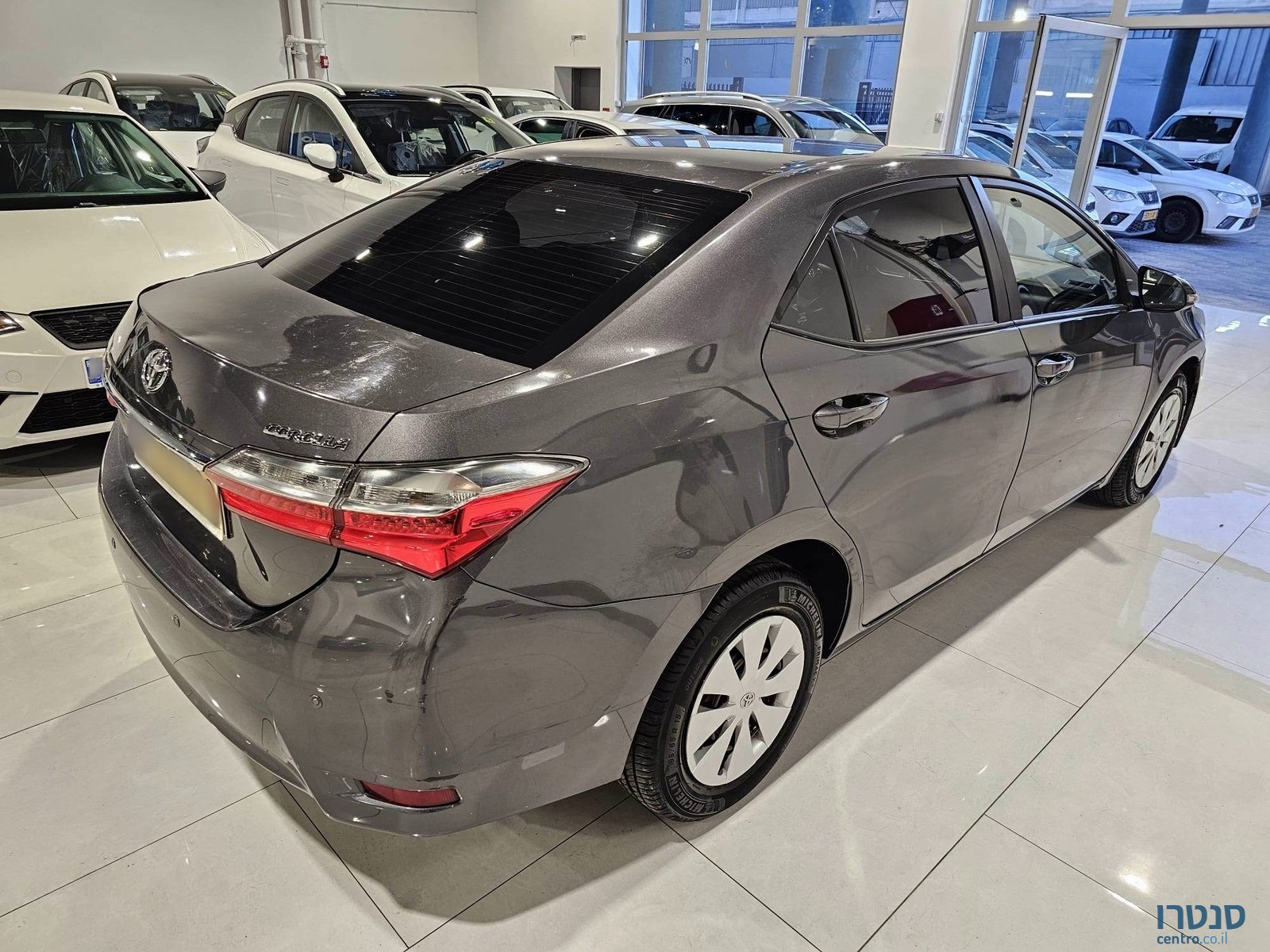 2017' Toyota Corolla photo #3