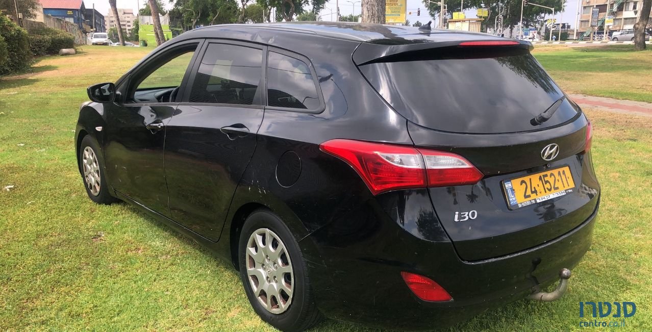 2013' Hyundai i30 יונדאי photo #4
