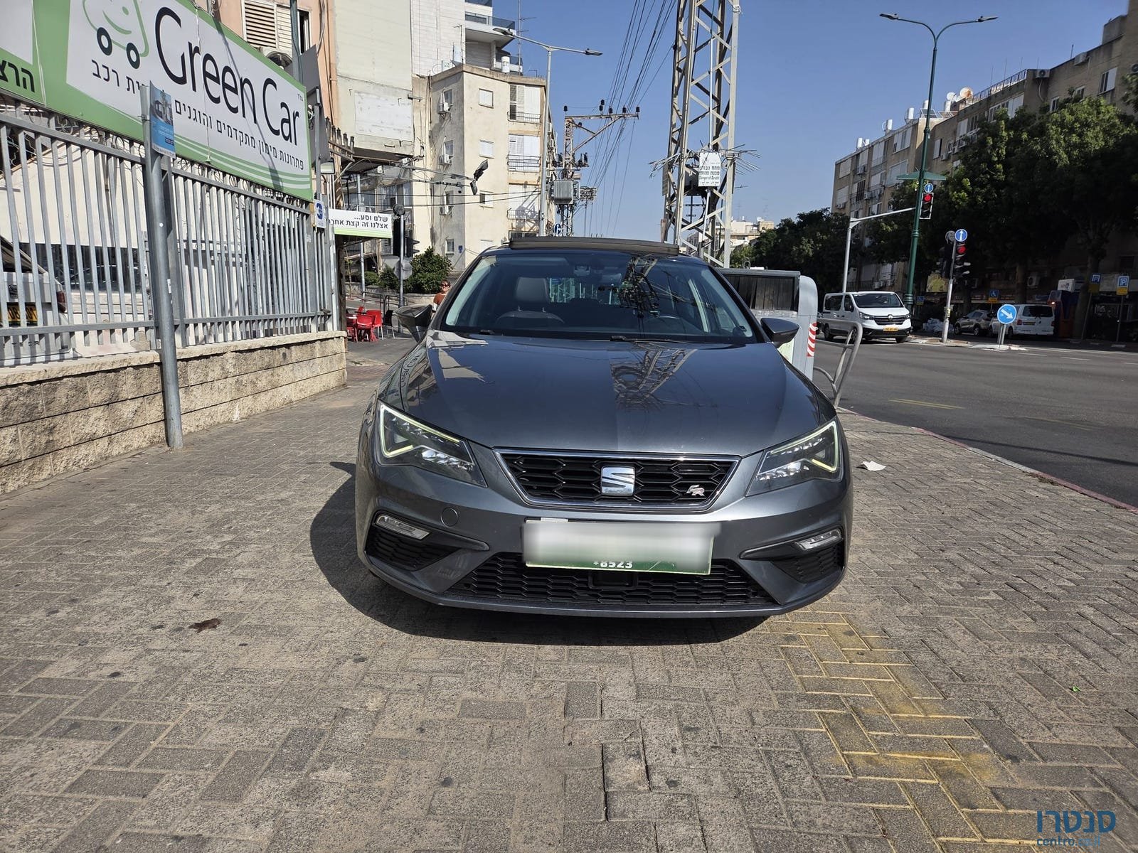 2018' SEAT Leon photo #2