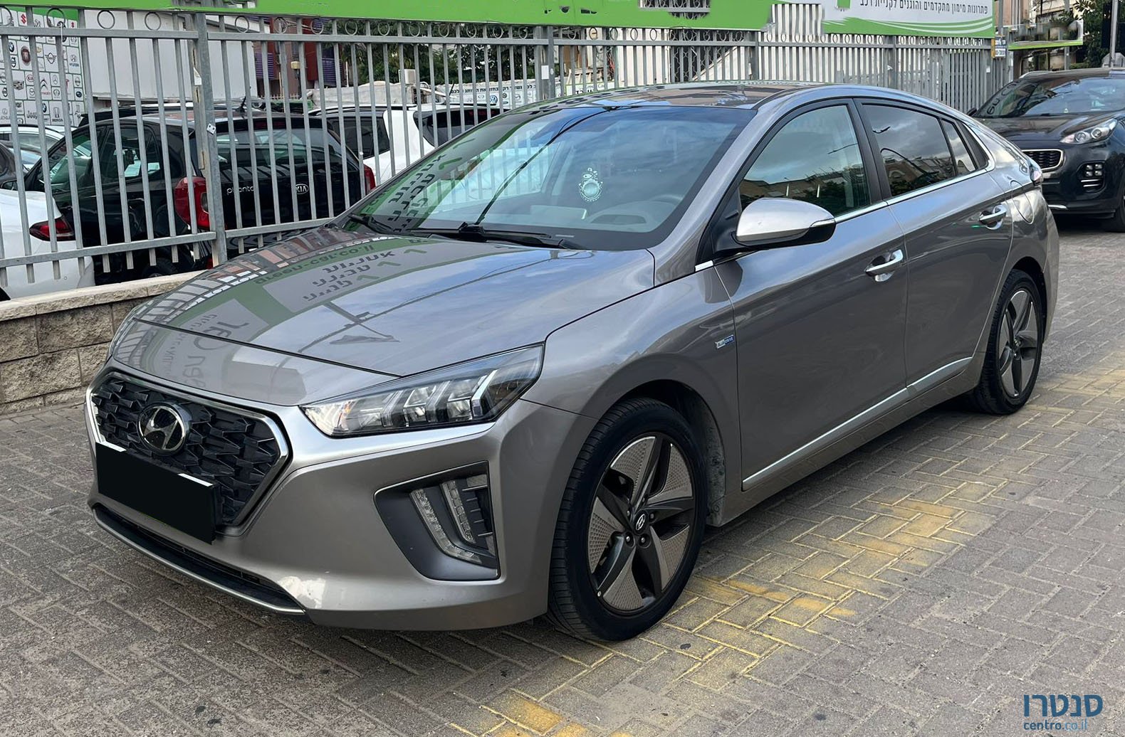 2020' Hyundai Ioniq photo #3