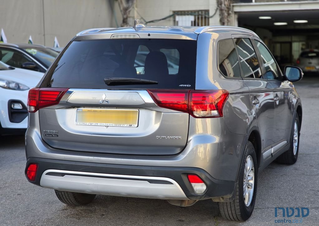 2019' Mitsubishi Outlander מיצובישי אאוטלנדר photo #5