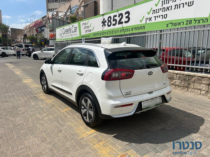 2019' Kia Niro photo #4