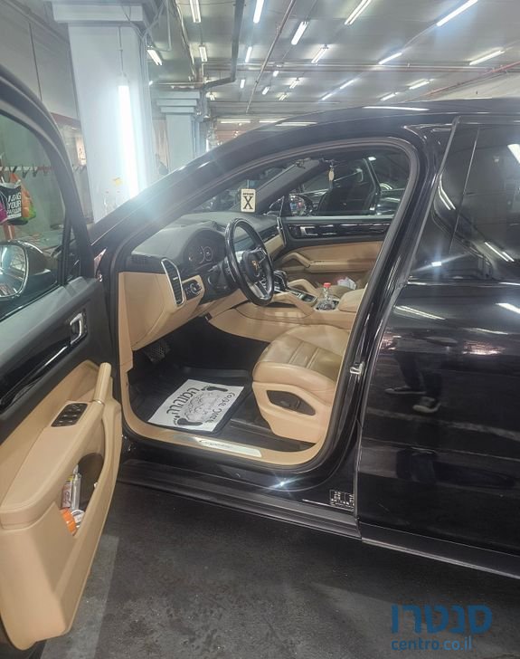 2022' Porsche Cayenne פורשה קאיין photo #2
