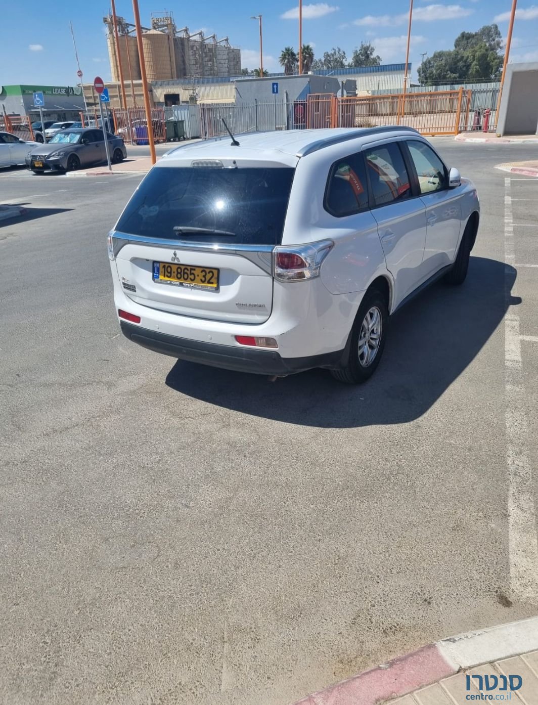 2015' Mitsubishi Outlander מיצובישי אאוטלנדר photo #1