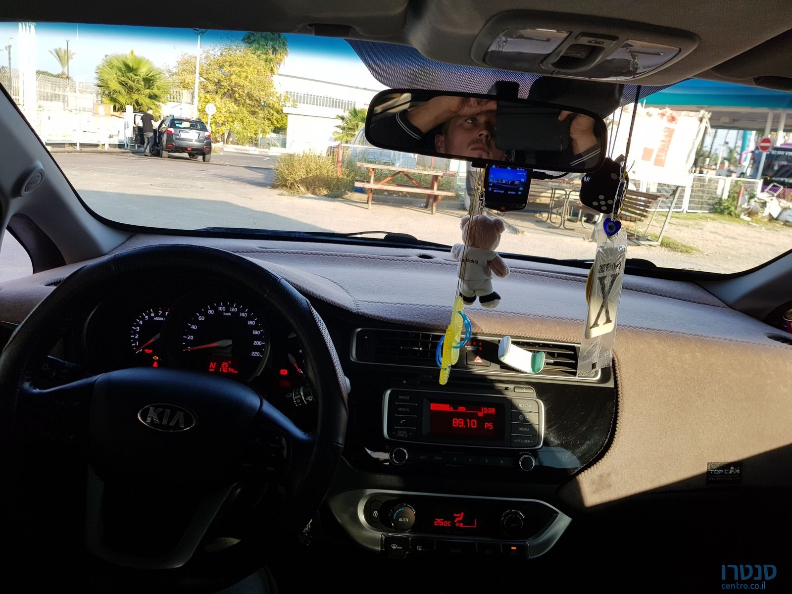 2016' Kia Rio5 photo #1