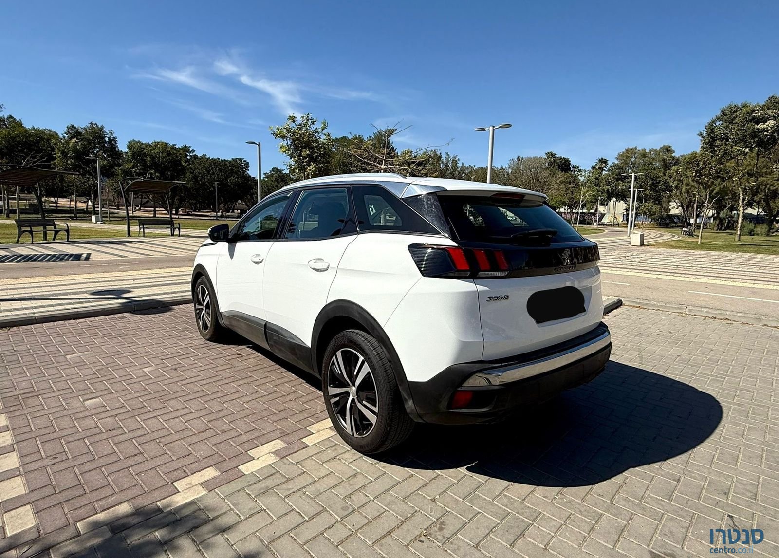 2018' Peugeot 3008 פיג'ו photo #4
