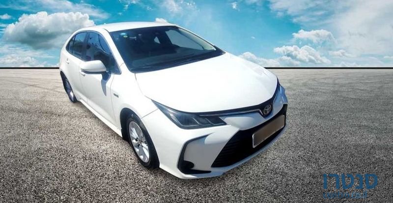 2020' Toyota Corolla טויוטה קורולה photo #2