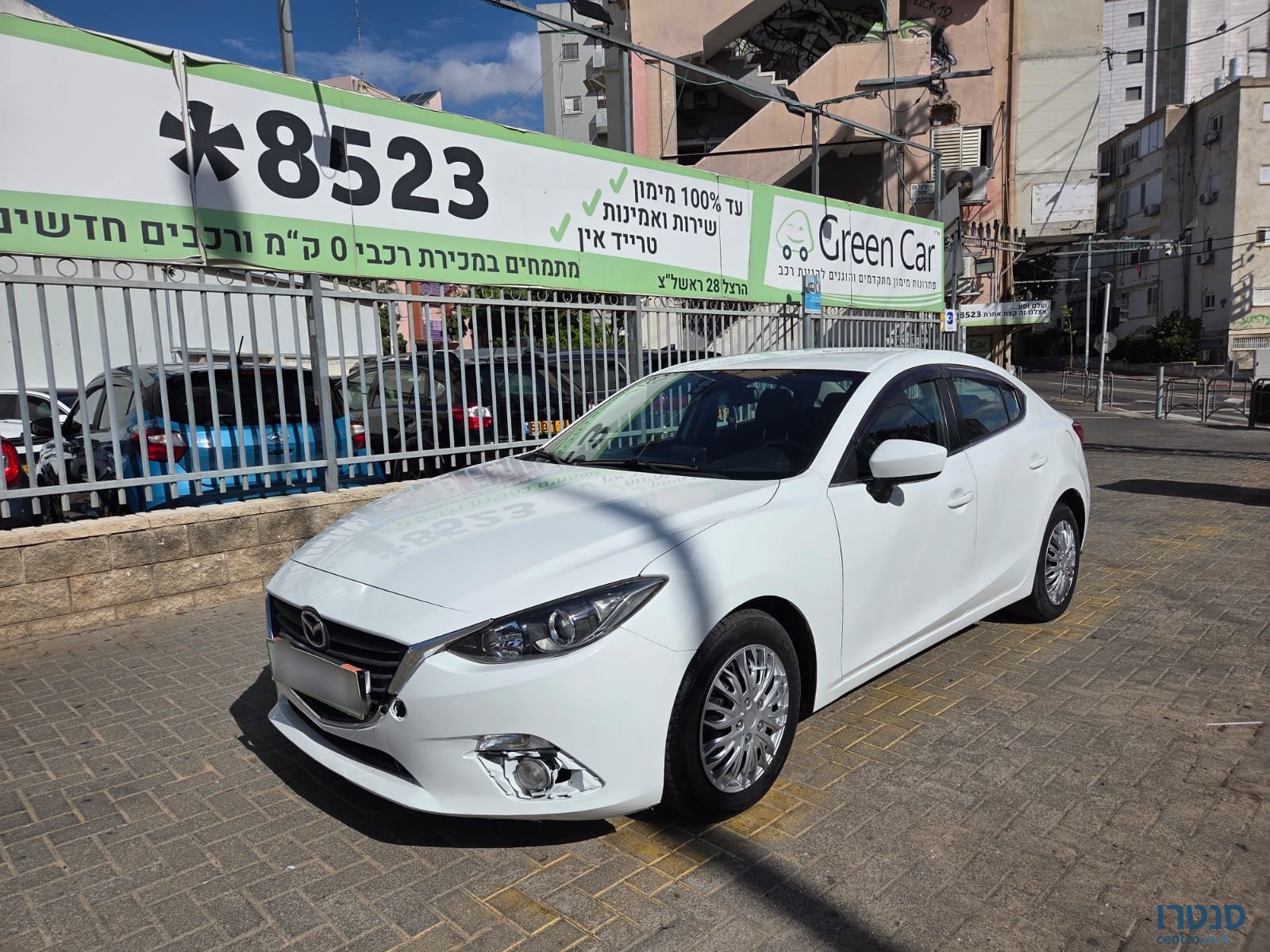 2015' Mazda 3 photo #1