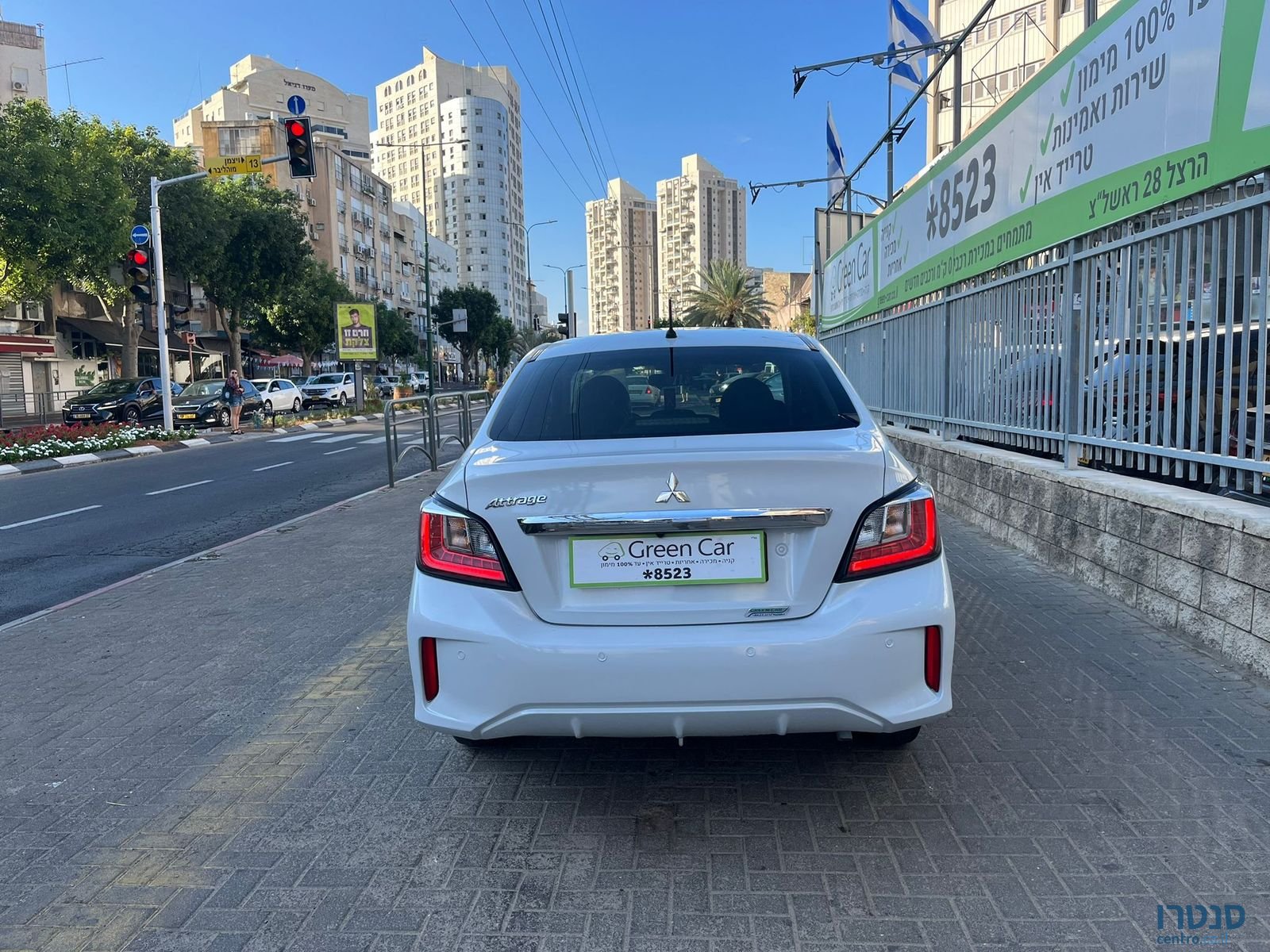 2020' Mitsubishi Attrage photo #6