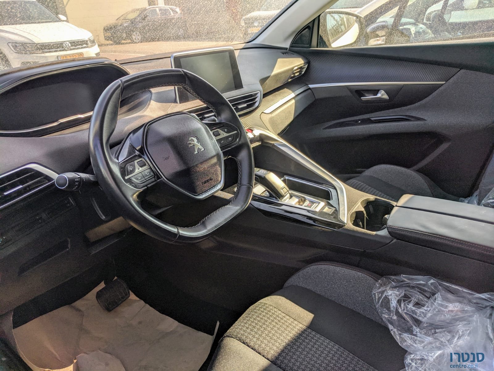 2018' Peugeot 5008 photo #4