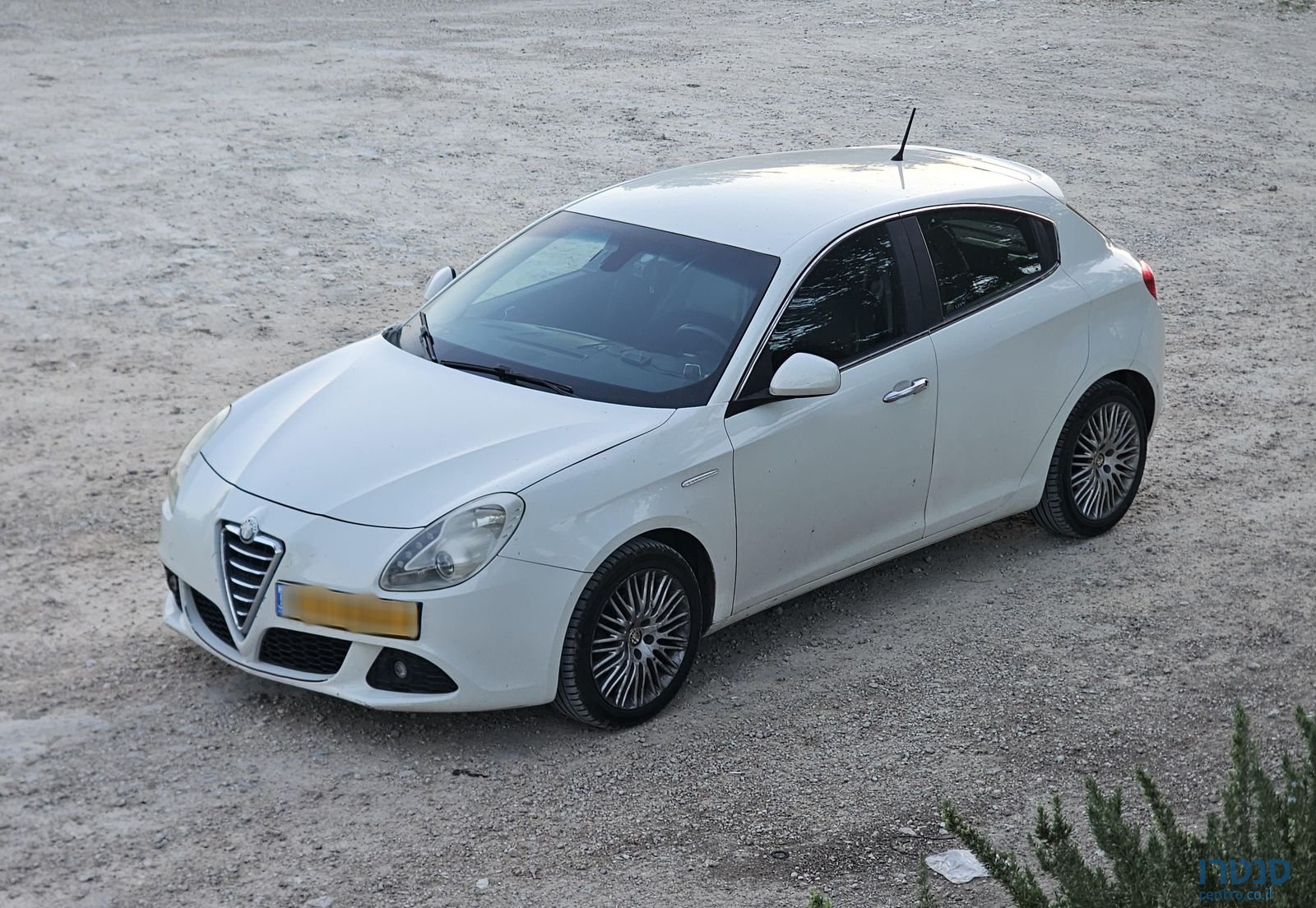2010' Alfa Romeo Giulietta אלפא רומיאו ג'ולייטה photo #3