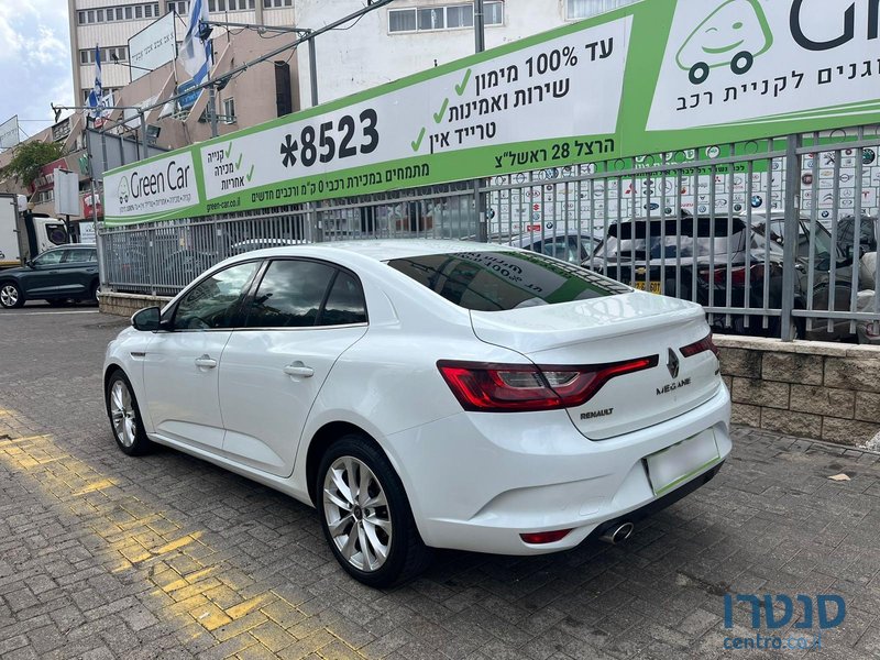 2021' Renault Megane photo #5