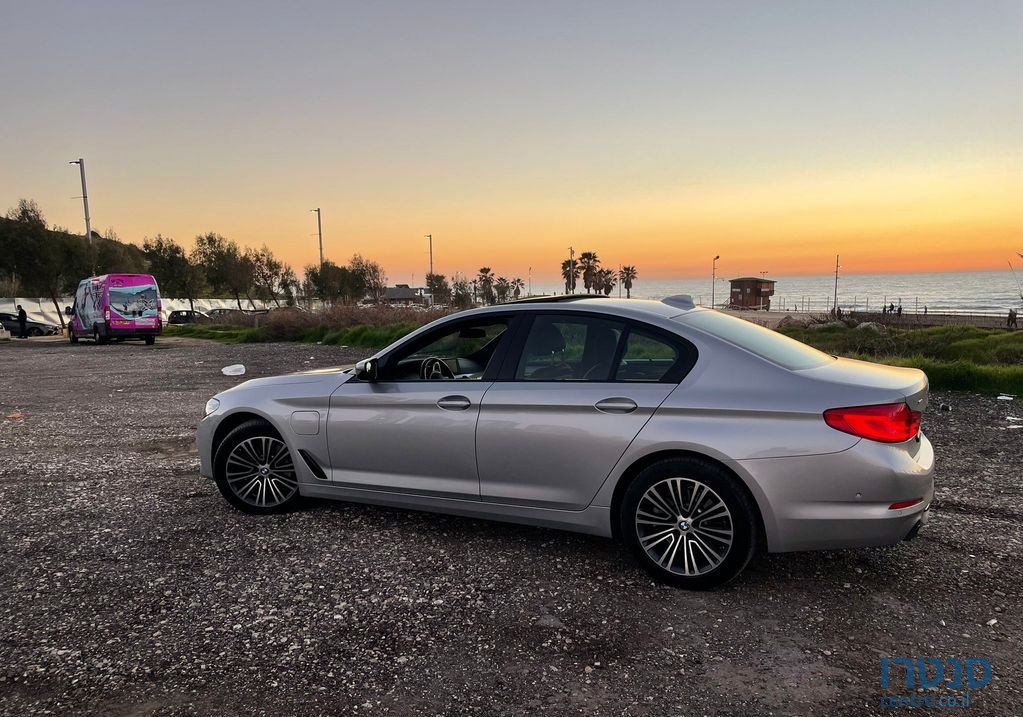 2020' BMW 5 Series ב.מ.וו סדרה 5 photo #5