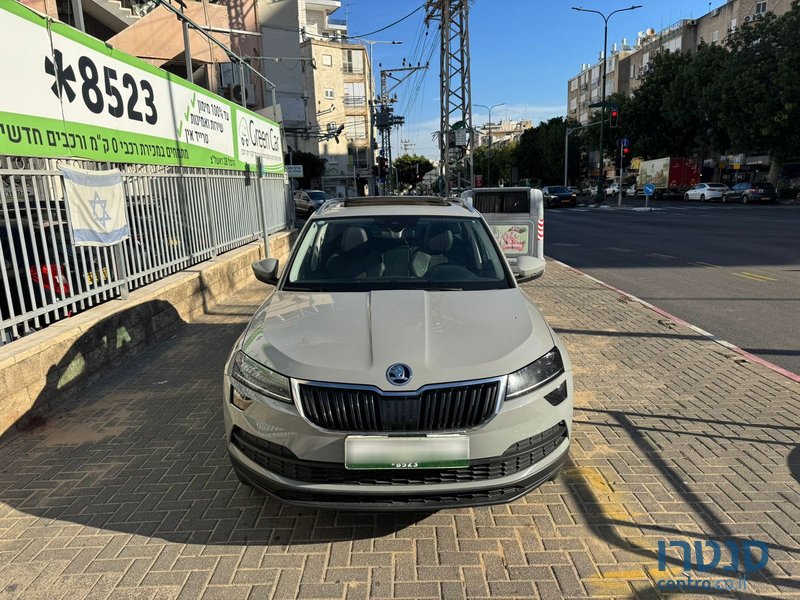 2021' Skoda Karoq photo #3