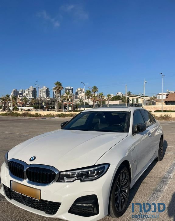 2021' BMW 3 Series ב.מ.וו סדרה 3 photo #1