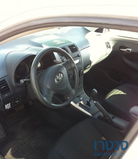 2008' Toyota Corolla photo #2