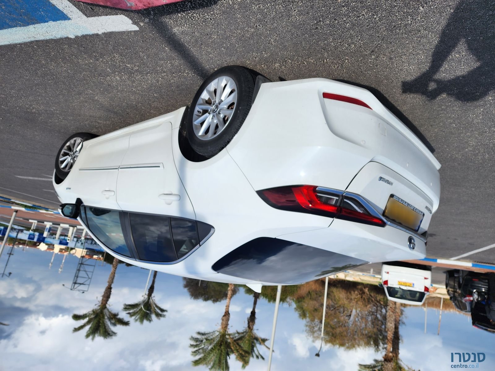 2020' Toyota Corolla טויוטה קורולה photo #3