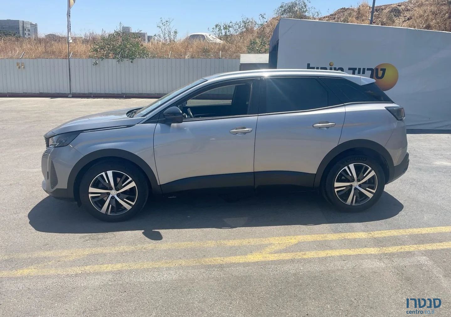 2022' Peugeot 3008 פיג'ו photo #4